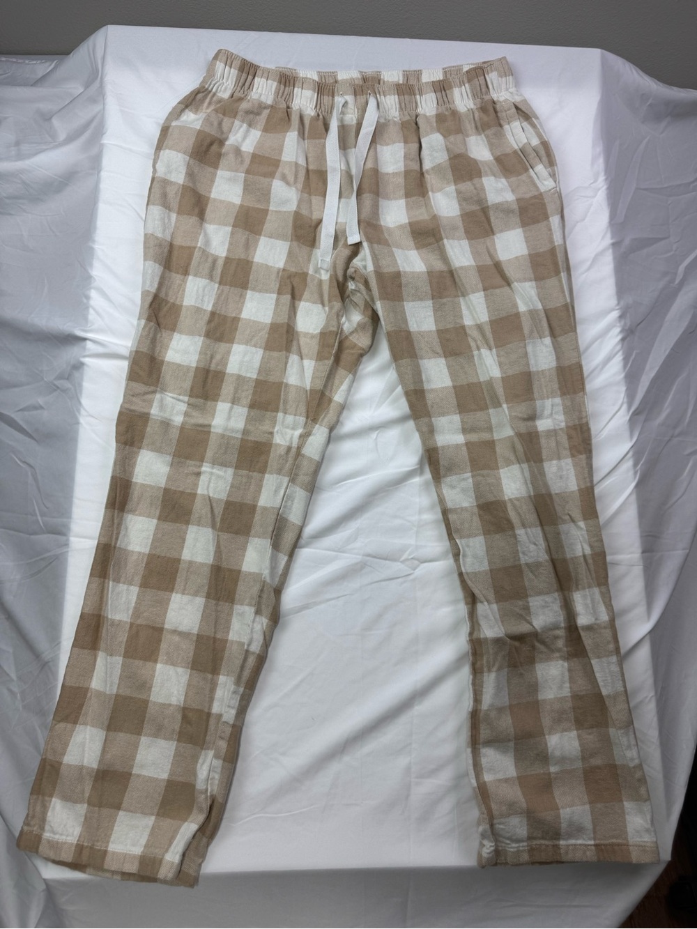 Old Navy Beige and White Check Drawstring Joggers